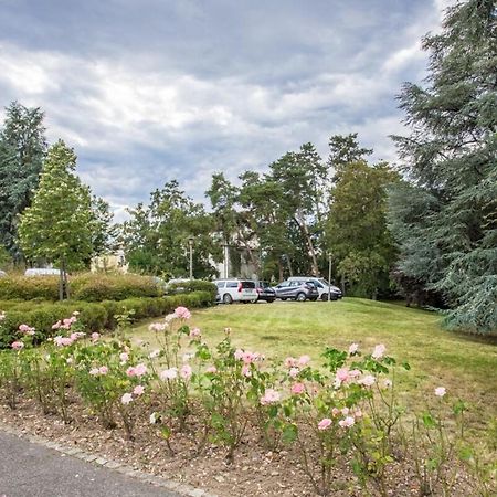 Le Bois Gentil - Grand Appartement Familial, Proche De Geneve Et Du Palexpo แซ็ง-ฌูเลียง-อ็อง-เฌอเนอวัว ภายนอก รูปภาพ